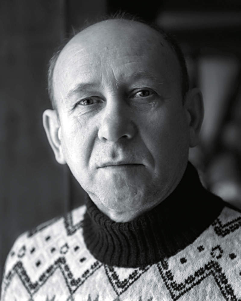 Валерий Кузнецов, художник-керамист, член-корреспондент Петровской академии наук и искусств, член СХ России