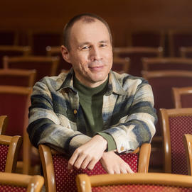 Не я пишу истории, а они меня